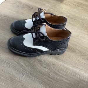 Fluevog angels Michael. Black and white womens 6, men’s 4